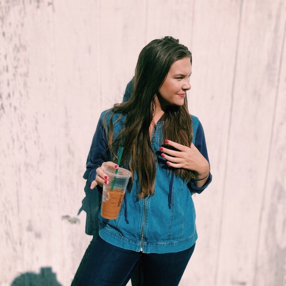 Sport Savvy Vintage Denim Jacket W/ Purple Sleeves - Picture 2 of 9